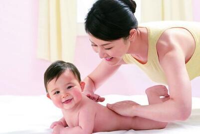 選擇石景山月嫂做月子的四個方面